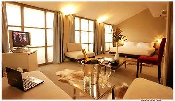 Townhouse 12 ホテル