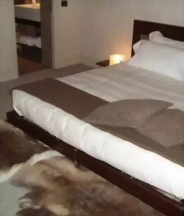 Townhouse 12 ホテル 4*