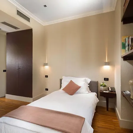 Townhouse 12 4* Milano