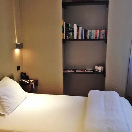 Townhouse 12 Hotel Milano
